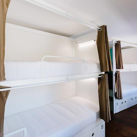 Lisbon South Hostel ألمادا المظهر الخارجي الصورة