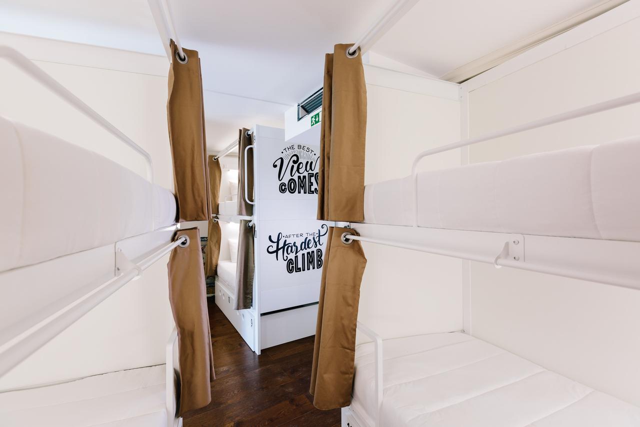 Lisbon South Hostel ألمادا المظهر الخارجي الصورة