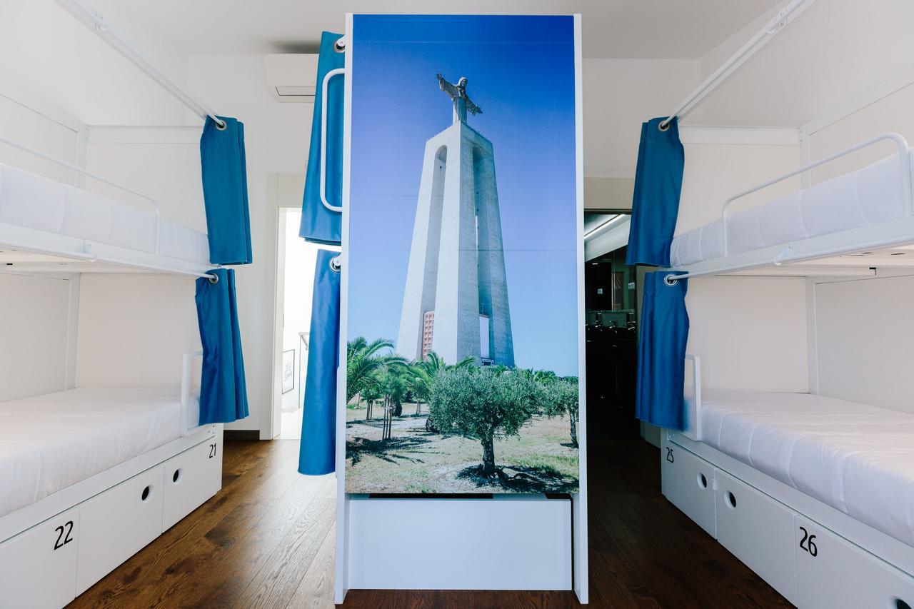 Lisbon South Hostel ألمادا المظهر الخارجي الصورة
